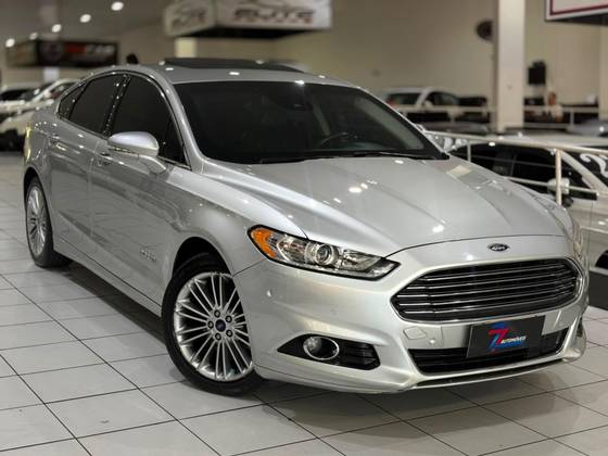 FORD FUSION 2.0 TITANIUM 16V HÍBRIDO 4P AUTOMÁTICO FORD FUSION 2.0 TITANIUM 16V HÍBRIDO 4P AUTOMÁTICO
